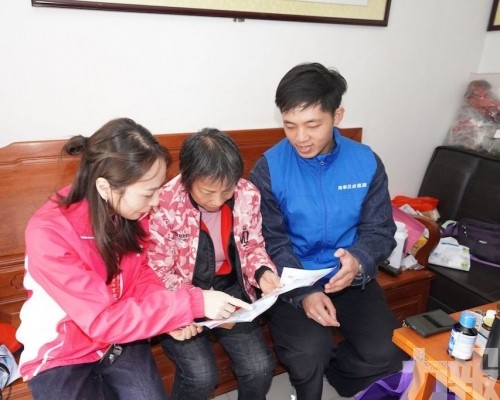 海事局與婦聯探訪長者介紹再生水