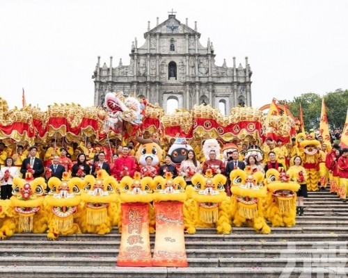 大年初一社區巡演獻瑞賀新禧