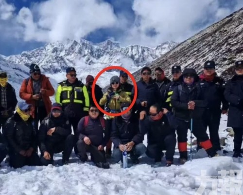 躲牛棚以牛糞禦寒奇蹟生還