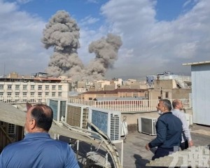 促成美國空襲伊朗