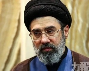 選定哈梅內伊次子接任最高領袖