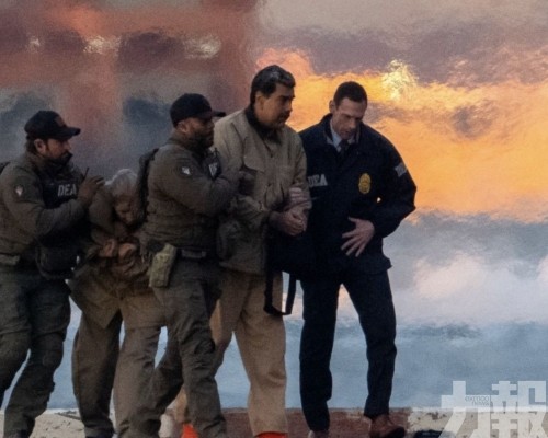 傳深夜牢房高喊「我是總統」