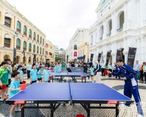 乒乓球走進社區