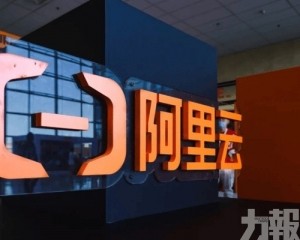 強化大模型與基建布局