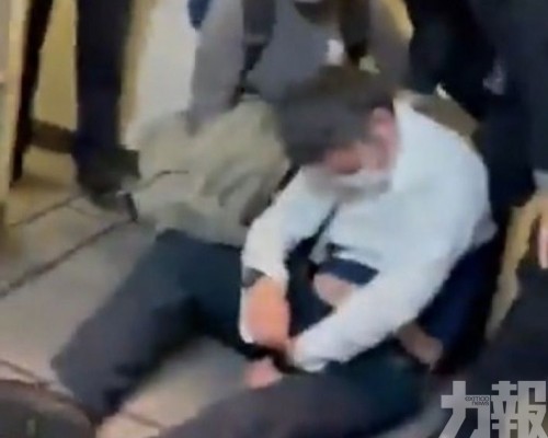 累航班延誤68分鐘遭拔官