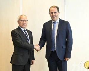 行政長官拜會比利時副首相克拉蘭瓦爾