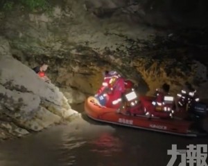 六歲子墜崖跌入岩石夾縫險死