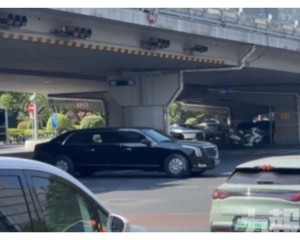防彈「野獸」專車現身北京街頭
