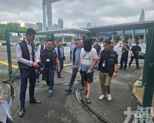 潛逃多年疑犯返港受審
