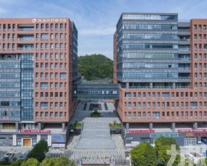 提供逾千職位