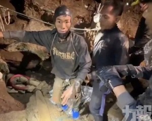 五人生還獲救兩人仍失蹤