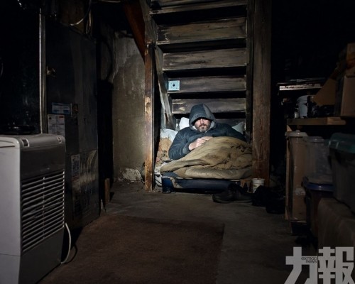 美教授地下室驚現陌生男子寄居