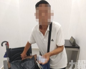 海關查獲手機27部