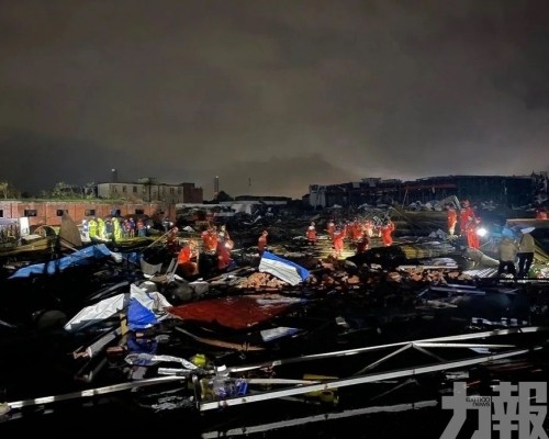 12樓住戶被龍捲風吹走