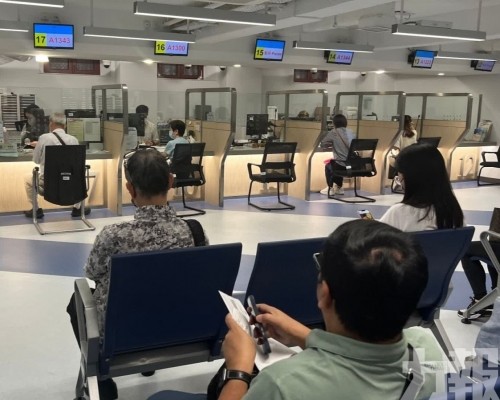 港長者可直接收取內地帳戶津貼