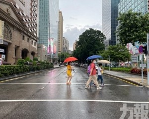 本澳風力增強並有頻密驟雨雷暴