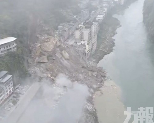 網格員逐戶疏散逾千居民