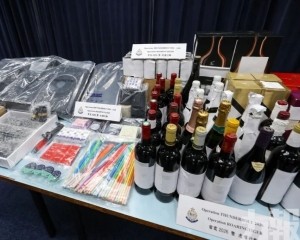 65人被捕涉洗錢逾1,300萬港元