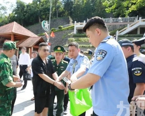 另11名疑犯在中國被捕