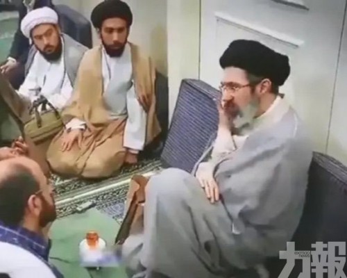 伊朗公布最高領袖畫面