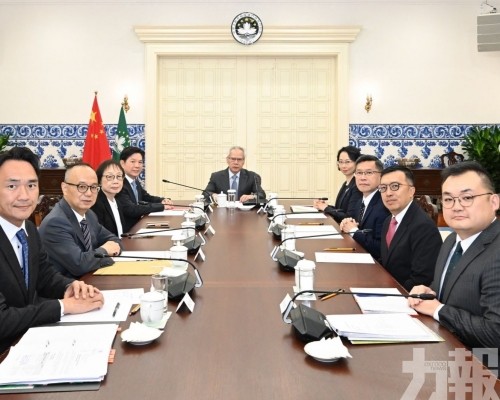 澳大校董會常設委員會成員拜訪行政長官
