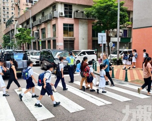 治安警察局全力保障開學首日通關及交通順暢