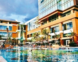 客房目標近12,000間