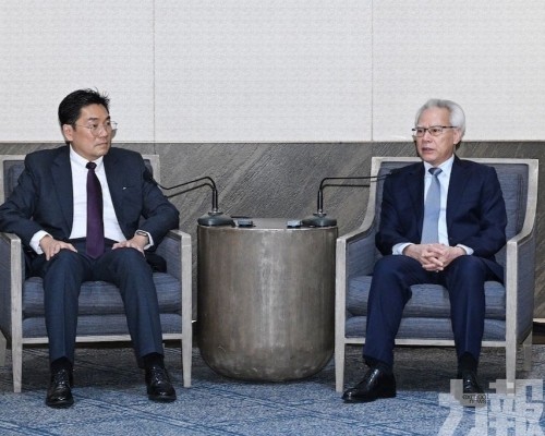 會見隨團企業家代表