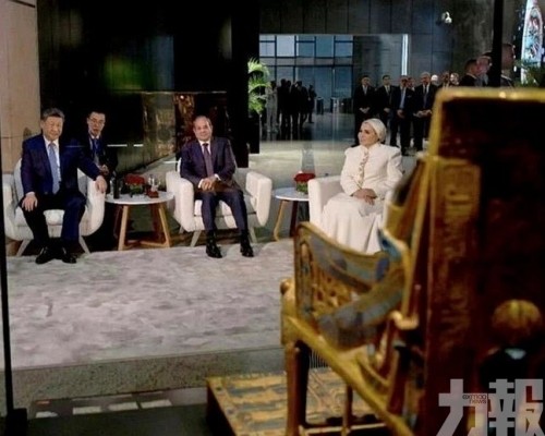 結束國事訪問返抵北京