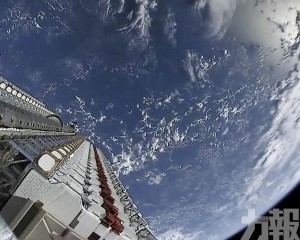 美電訊三雄股價受衝擊