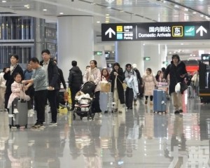 入境外國人逾七成免簽