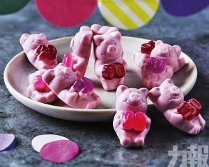 馬莎賀小豬生日送上歡樂