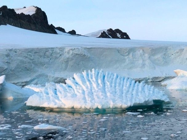 南極冰川每年高達2,410億噸冰消失